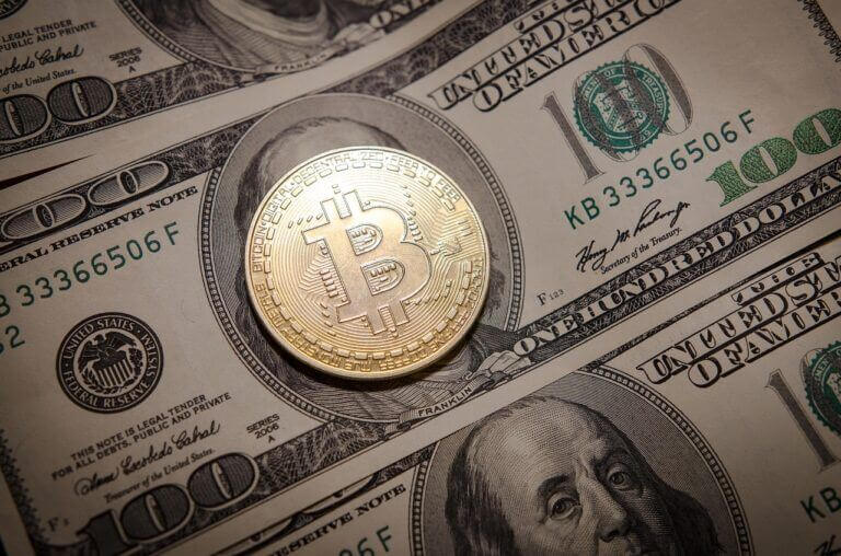 میلیاردر کریپتو میگوید قیمت بیتکوین میتواند در سال 2022 به 200 هزار دلار برسد!