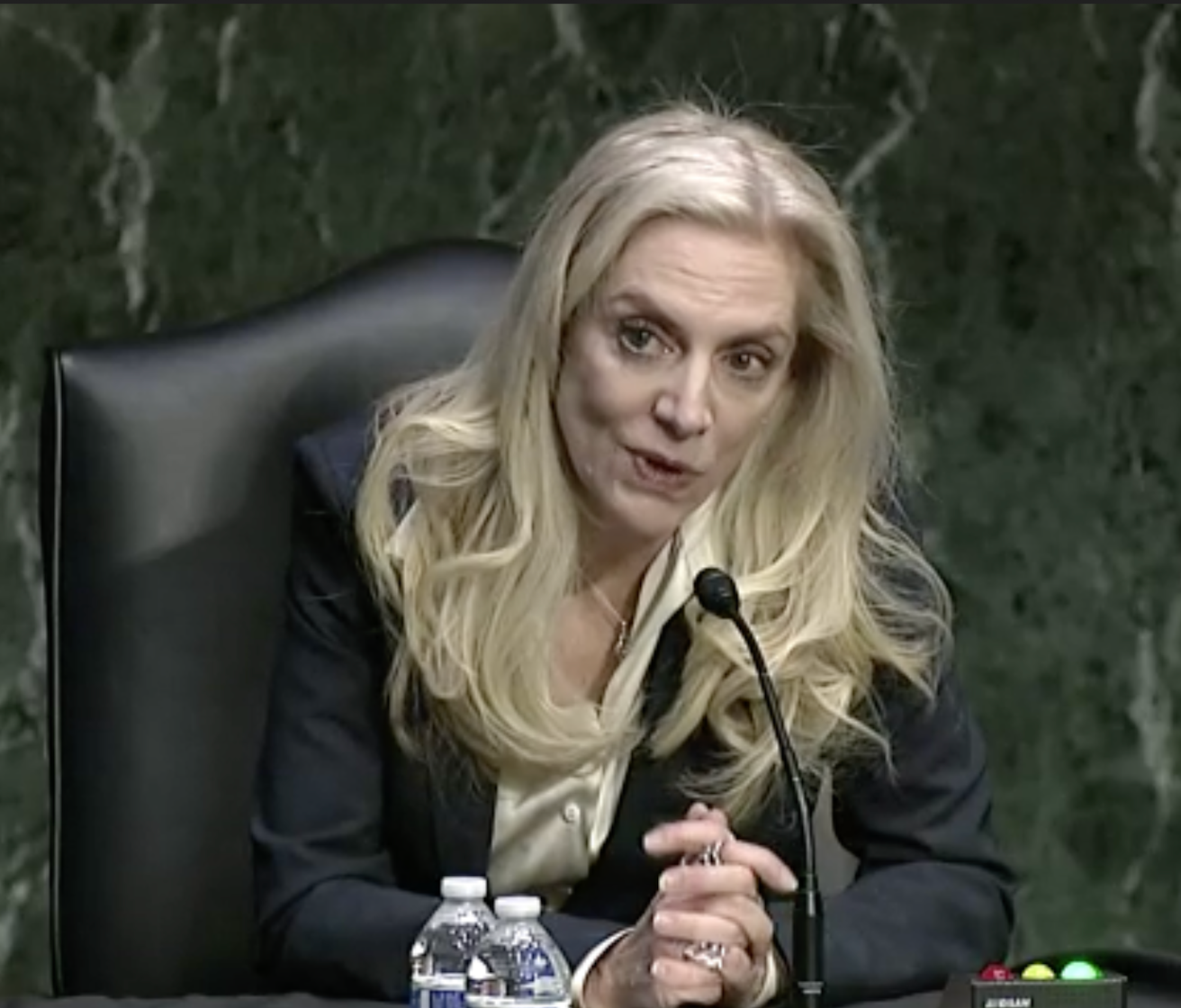 سخنرانی برینارد پیرامون ارز دیجیتال ملی