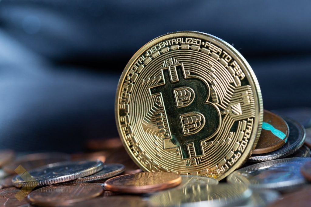 کوین‌هایی با ۱۲ تا ۱۸ میلیون نهفتگی موجودیت به عنوان پول هوشمند بیت کوین عمل می‌کنند